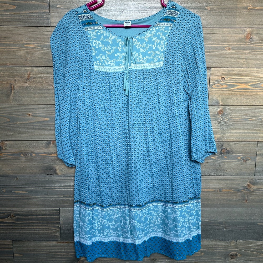 Old Navy blue patterned boho dress